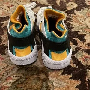 NIKE AIR HUARACHE | Shoes | Pricedropnikeair Huarache Mens 5  display picture 1